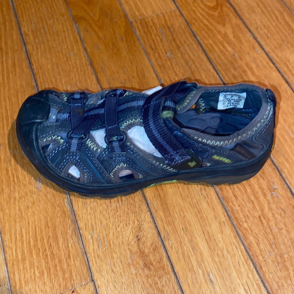 Boys Never Worn Hydro Hiker Sandals